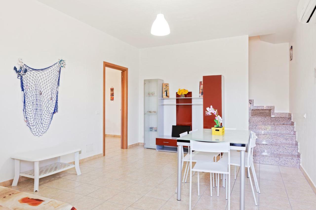 Focallo Seaside Holiday Flat サンタ・マリア・デル・フォカッロ エクステリア 写真